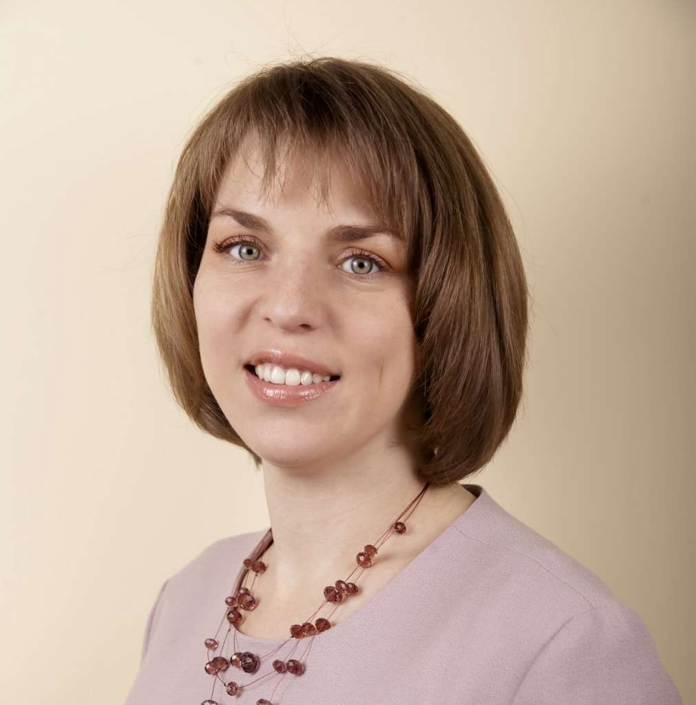 ЮЛІЯ ЗАГАРНИЦЬКА